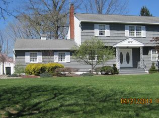 177 Stillwells Corner Rd, Freehold, NJ 07728
