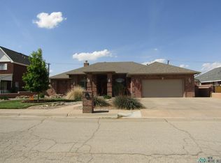 2104 W Ray Ave, Artesia, NM 88210