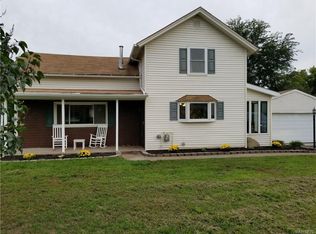 7910 Ridge Rd, Gasport, NY 14067