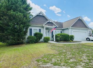 115 Blueberry Fields Rd, Maple Hill, NC 28454