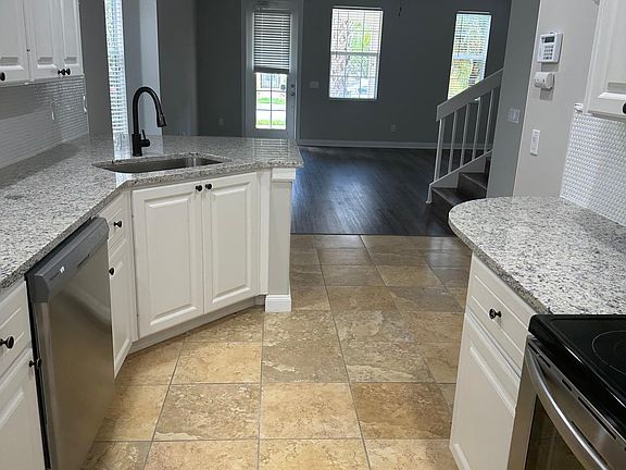 5th image of 5966 Giardino Ln