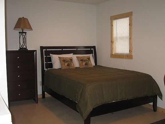 bedroom cabin A