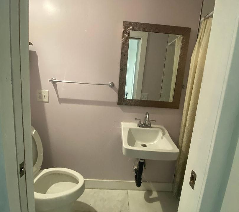 2nd image of 848 1/2 W 68th St #848-1/2
