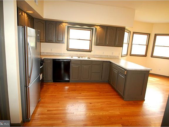 4th image of 113 Pine Valley Dr