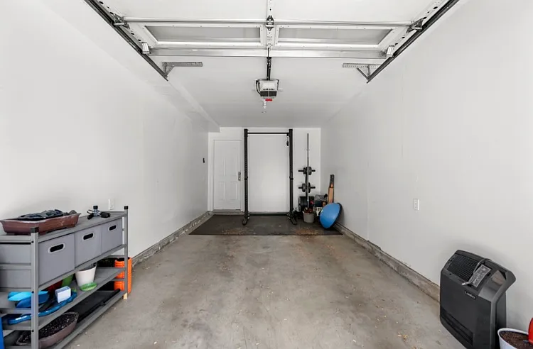 2725 S 700 E — Photo 18