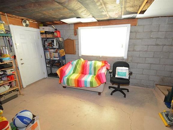 2nd image of Whispering Hills Dr