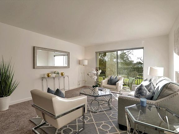 4th image of 1750 Halford Ave APT 206