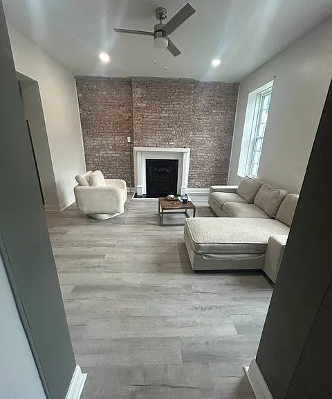 3242 Nebraska Ave #2 — Photo 1