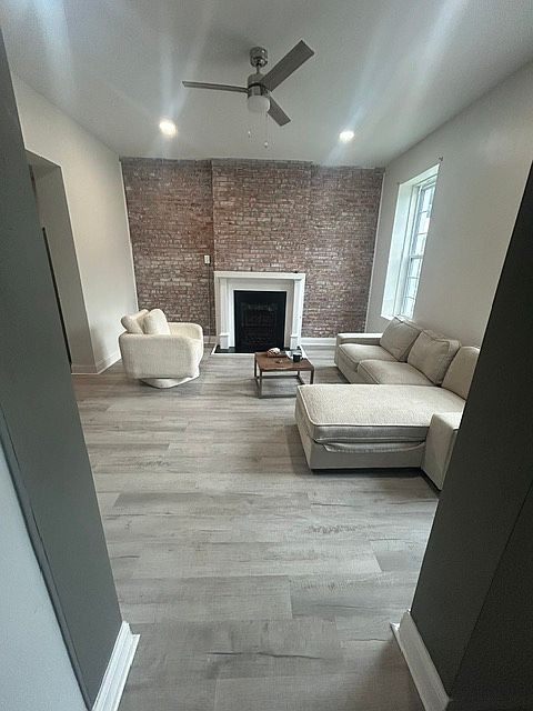 1st image of 3242 Nebraska Ave #2