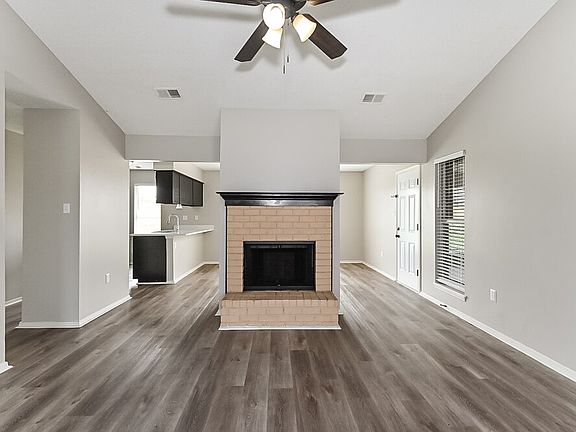5th image of 6488 Farley Dr E
