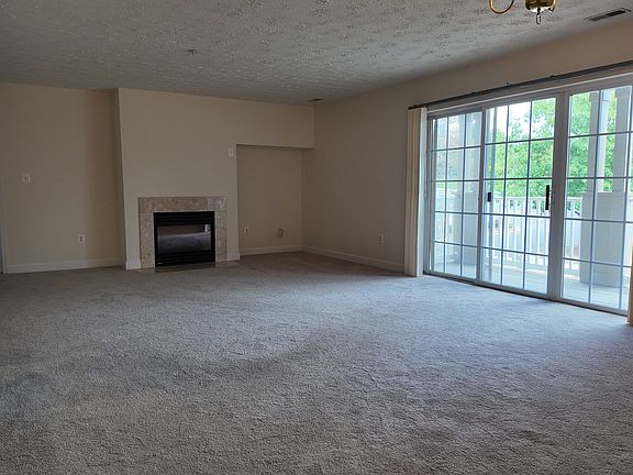 3rd image of 6117 Springwater Pl APT 1734