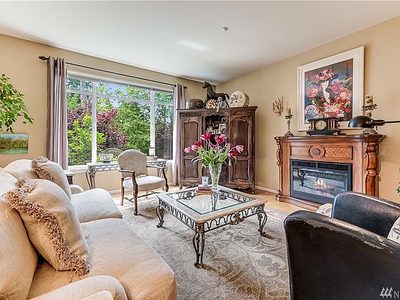 5th image of 23951 NE 115th Ln #201
