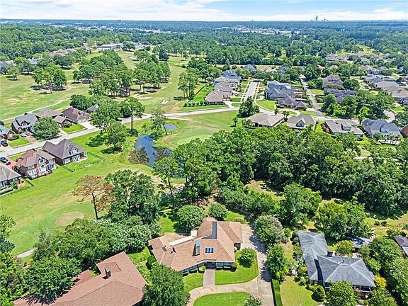 4th image of 4170 Spring Valley Dr N