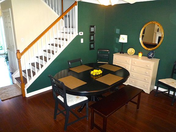 5th image of 102 Littondale Ct