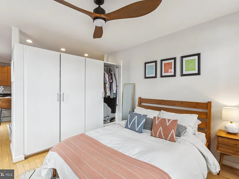 51 Randolph Pl NW #304 — Photo 9