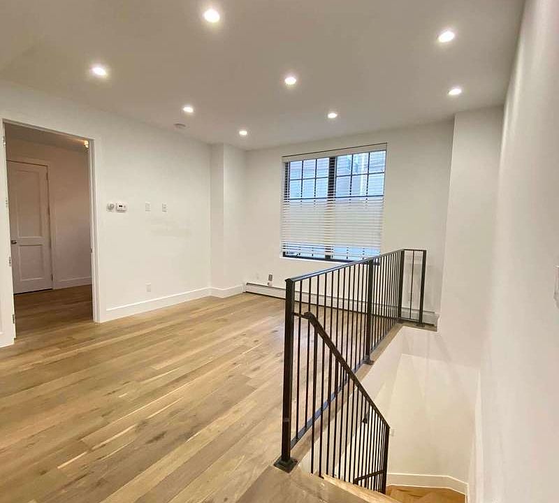 1st image of 9907 3rd Ave #1C