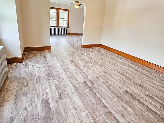 5th image of 39 Park Ave Floor 2