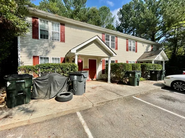 228 Bass Lake Rd, Holly Springs, NC