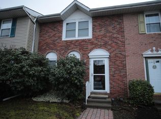 408 Daisy Ct #408, Pittston, PA 18643