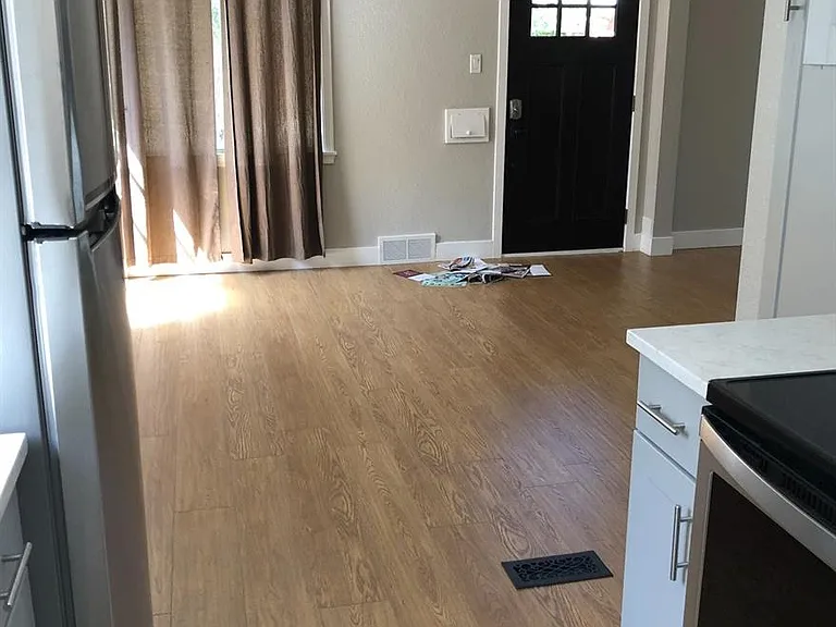 164 S Ogden St — Photo 15