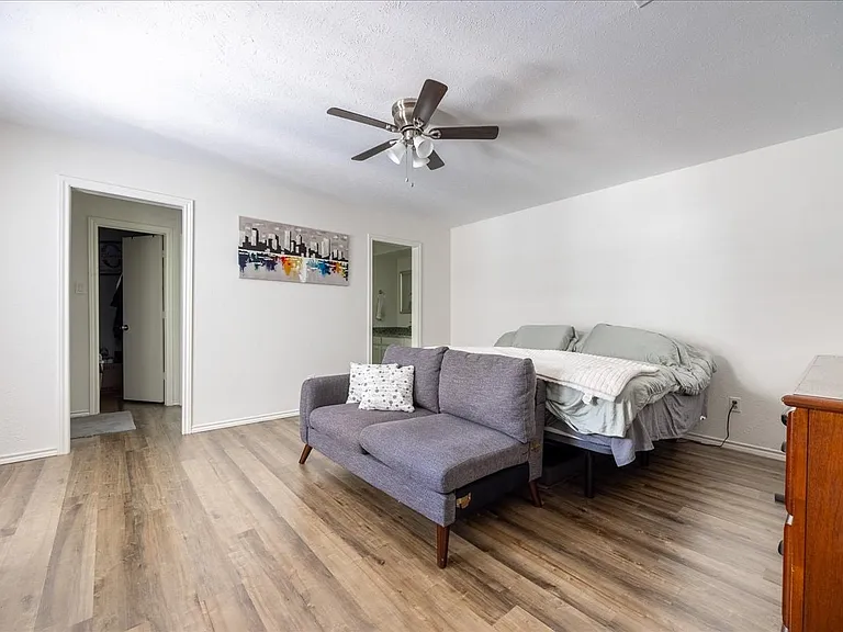 1405 Ivywood Dr — Photo 5