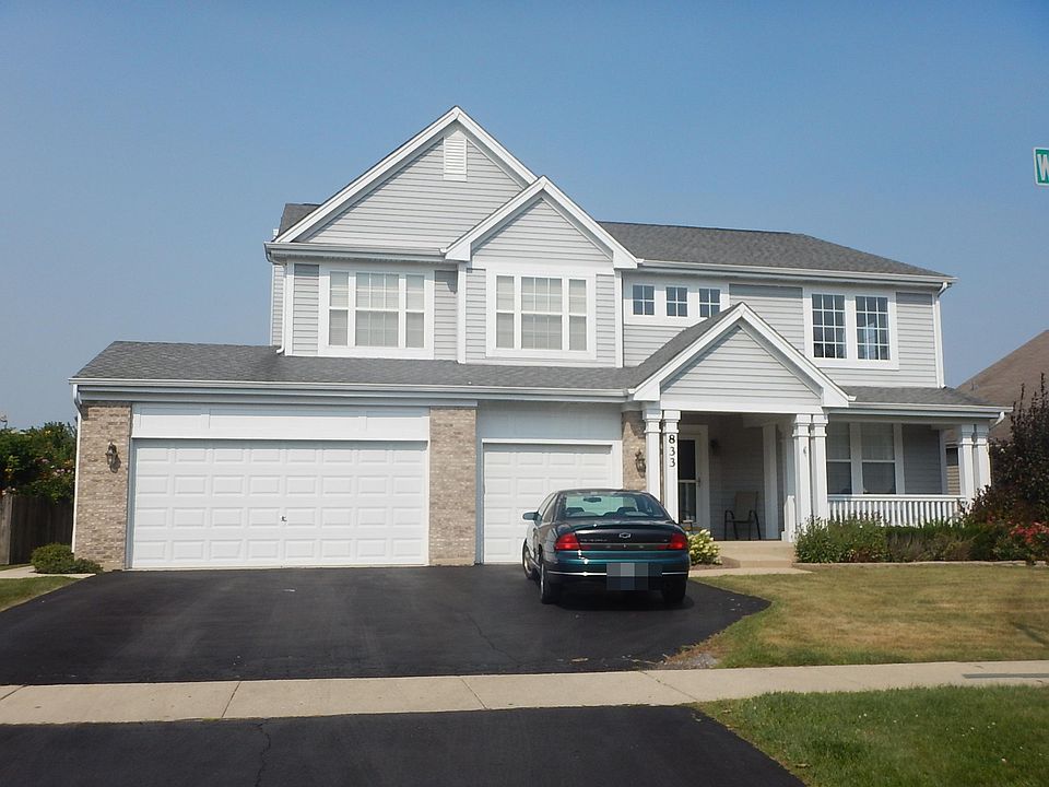 1st image of 833 Williamstown Dr