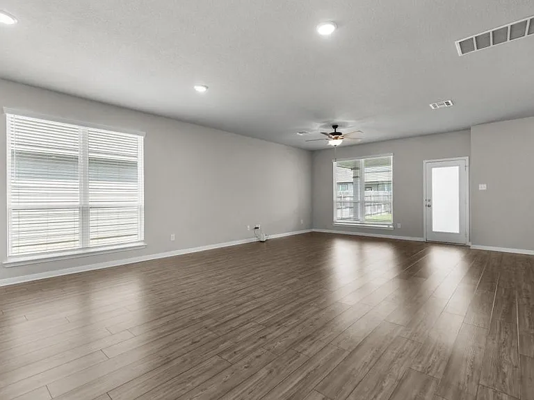7005 McGregor Loop — Photo 7