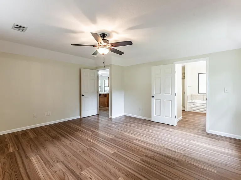 3660 Red Bud Ln — Photo 12