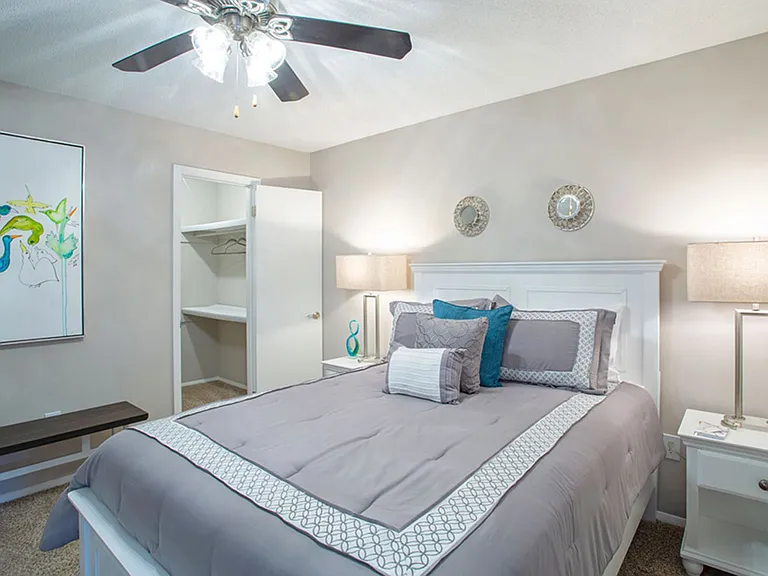 Kessler Point Apartment Homes — Photo 33