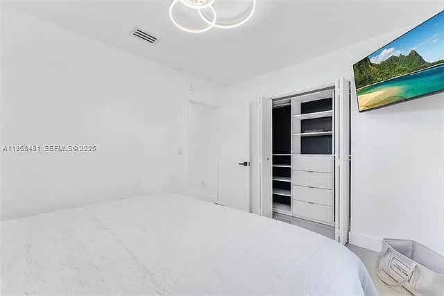 231 NE 45th St #231 — Photo 9