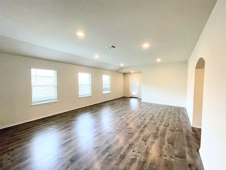 808 Community Way — Photo 12