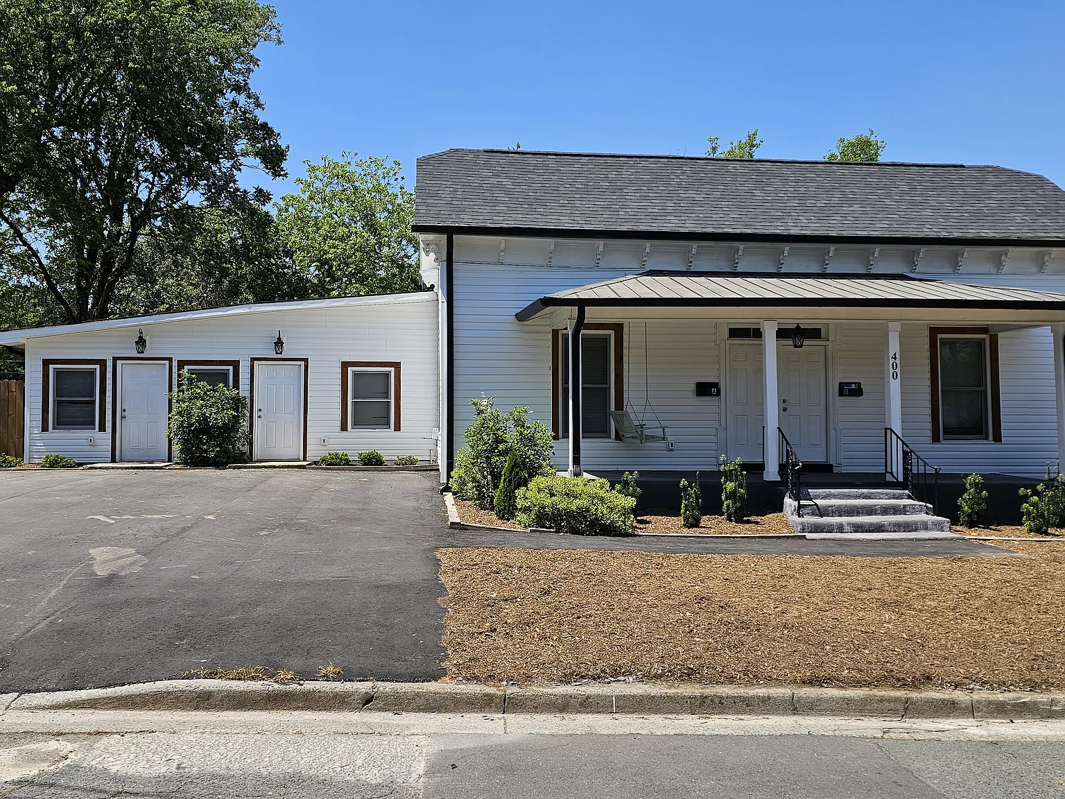 2 bed, 1270 sqft, $1,600 — Photo 3
