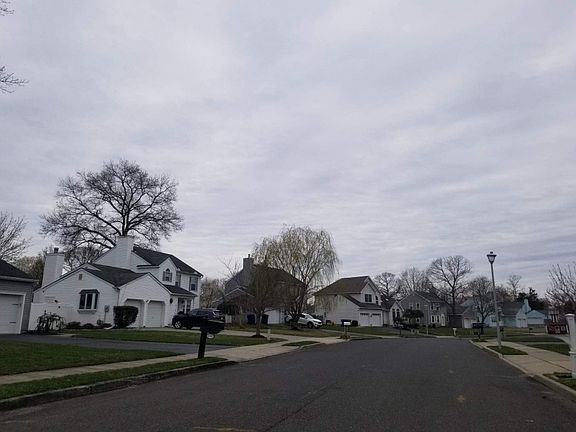 4th image of 1292 Beauchamps Pl
