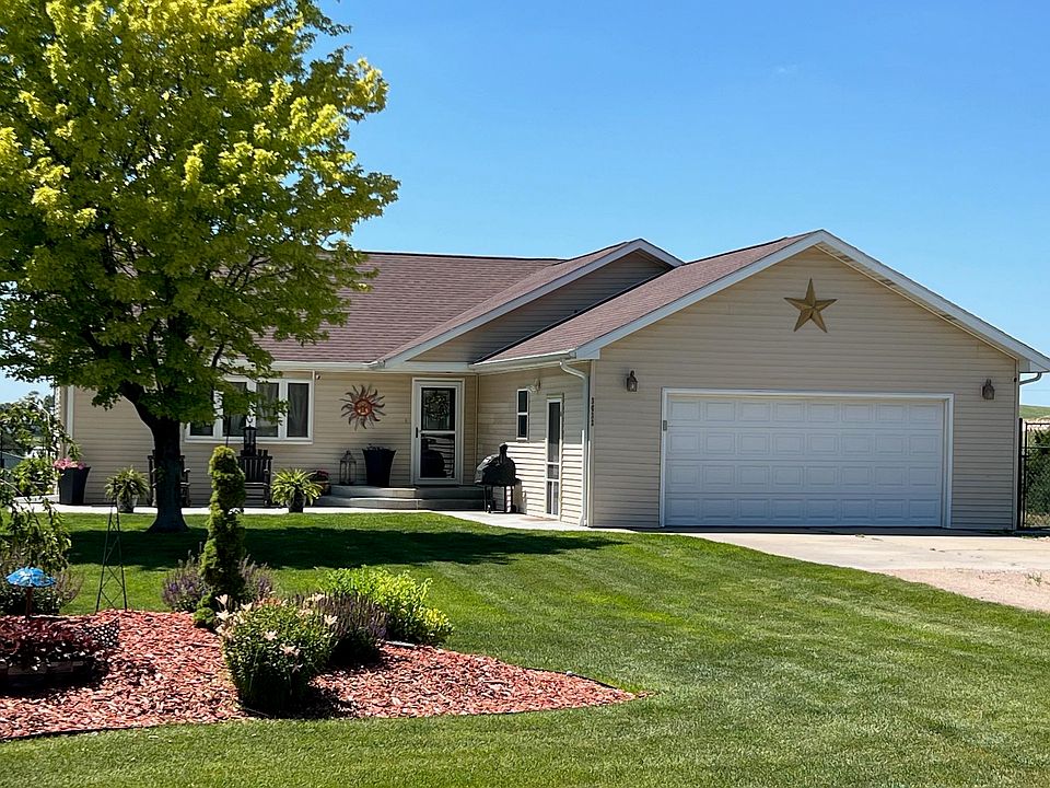 1st image of 3622 N Meadowlark Lane