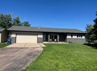 3240 N Gale Rd, Mitchell, SD 57301