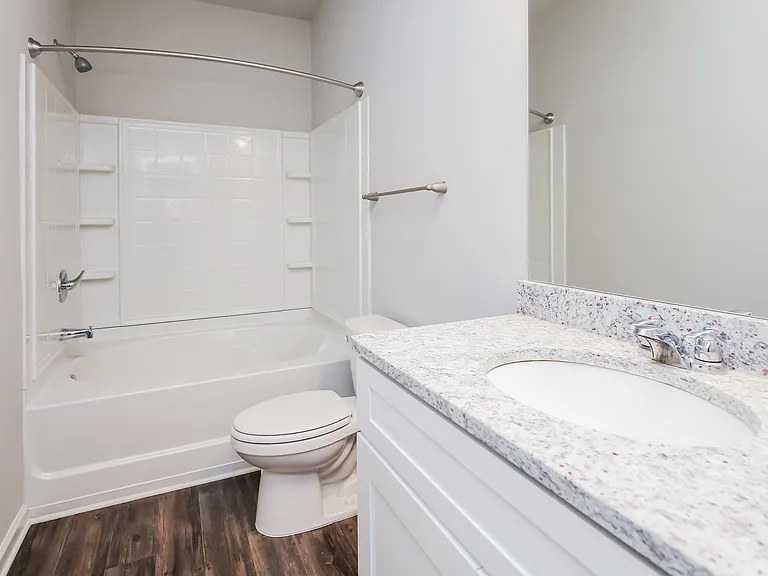 7 Madaline Ln — Photo 12
