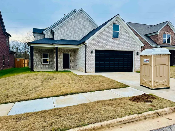 4394 Oaks Royal Dr, Memphis, TN 38128