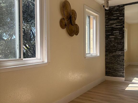 4th image of 234 5th Ave APT 5