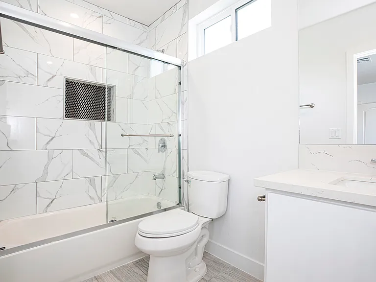 5912.5 Tujunga Ave — Photo 12