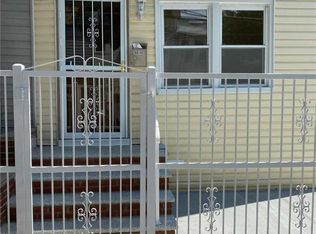 16846 89th Ave, Jamaica, NY 11432