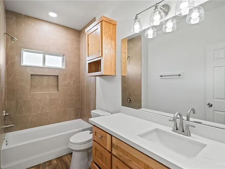 2104 E San Andrea St #4 — Photo 26