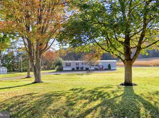 6427 Raccoon Valley Rd, Millerstown, PA 17062