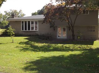 2732 Horton Ct, Niles, MI 49120