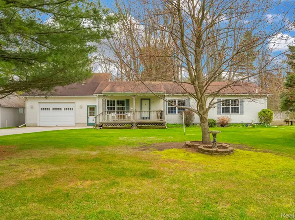 6562 Custer Rd, Port Sanilac, MI 48469