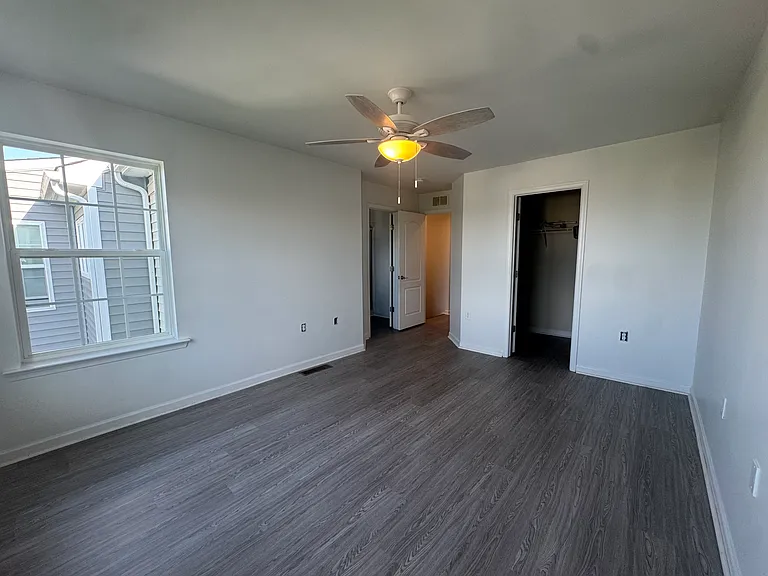 593 Thumper Dr — Photo 9
