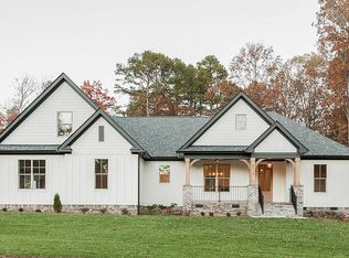 8913 Pine Ridge Rd, Ooltewah, TN 37363