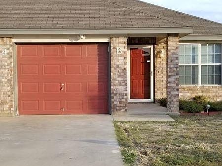 1st image of 504 Primrose Dr Unit B