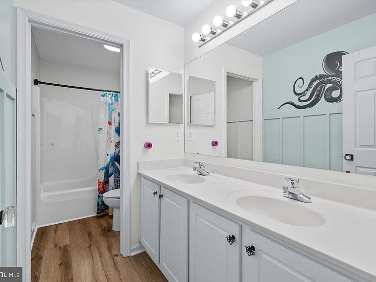 2619 Inwood Dr — Photo 29