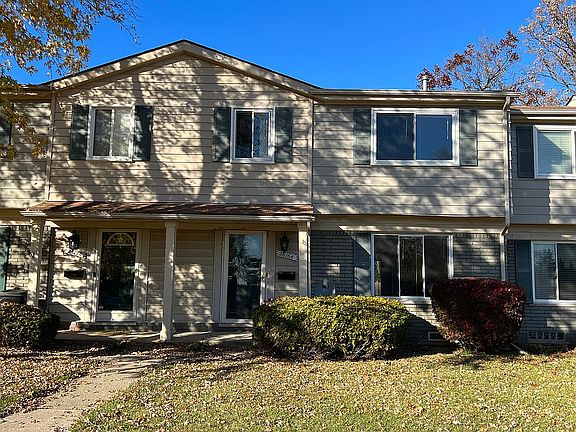 2nd image of 26168 Franklin Pointe Dr #1