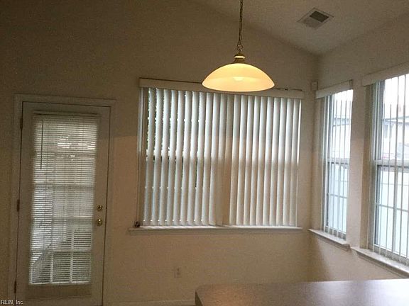 2nd image of 817 Brittlebank Dr